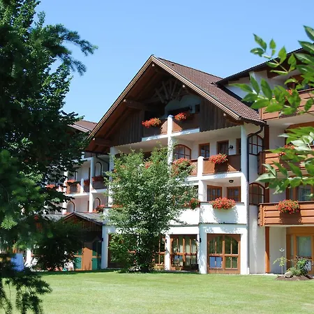 Neue Post 4* بودنمايس