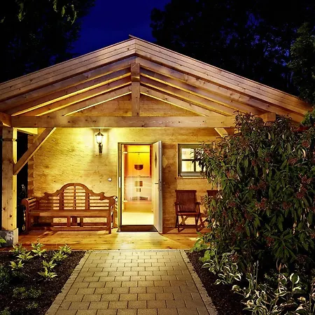 Neue Post Отель